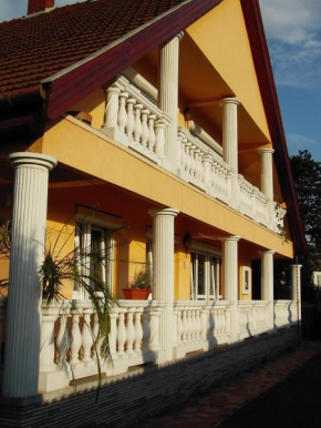 Koppi Ház, Siofok